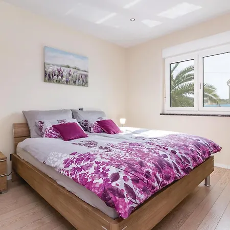 Holiday home Cozy In With Outdoor Swimming Pool *